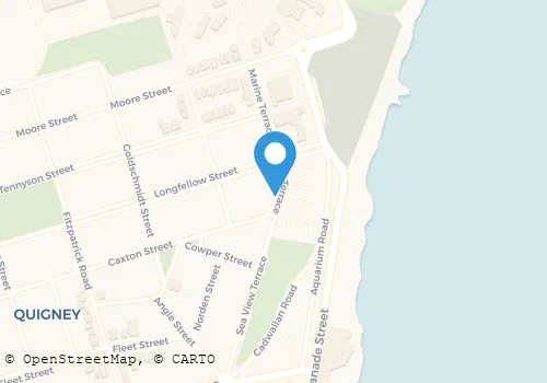 HAMPTON COURT GUEST LODGE Holiday in East London EC